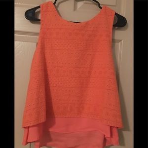 Sleeves eyelet orange top
